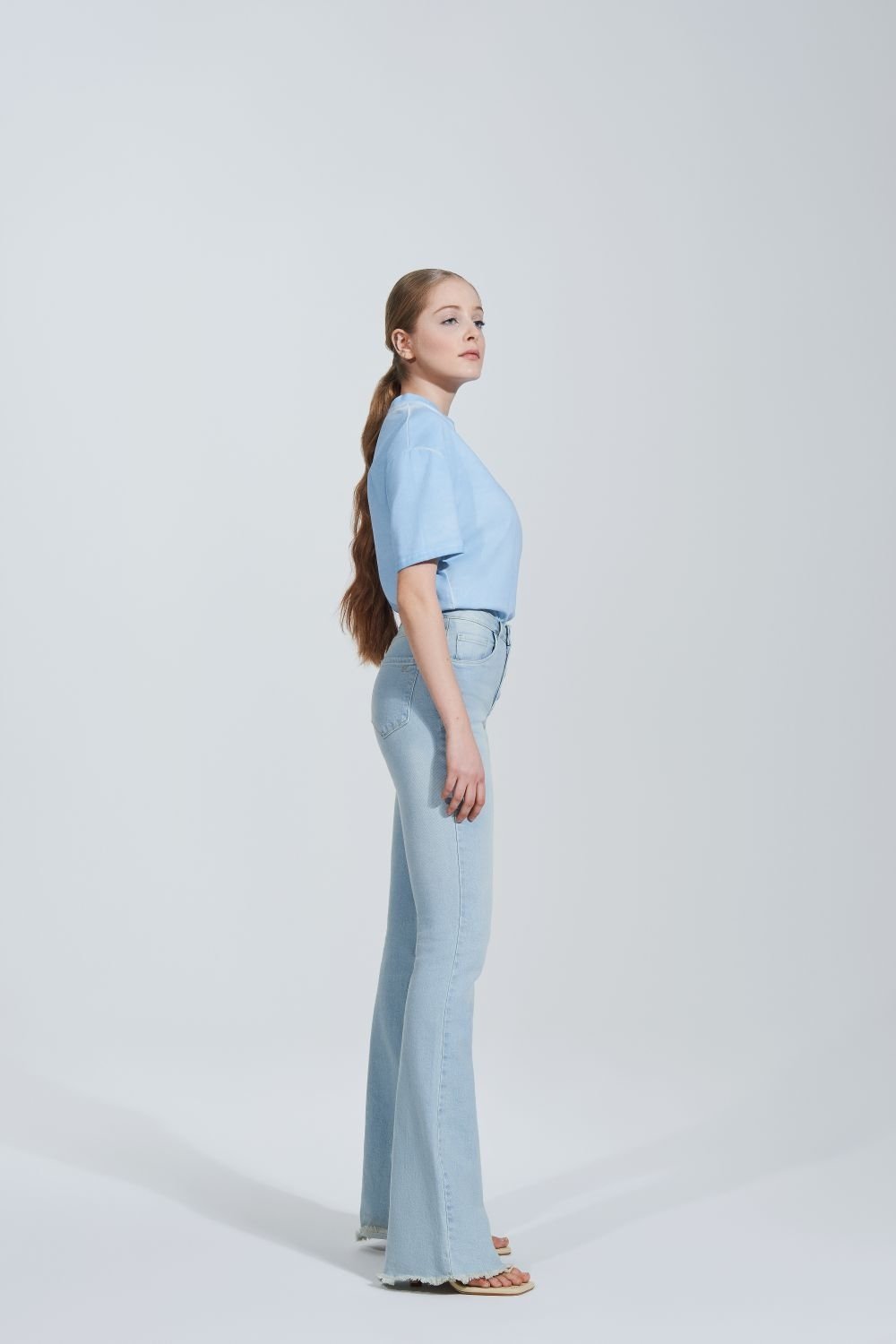 CALCA ANDREA BOTOES TIEDYE FLARE JEANS - Imagem 2