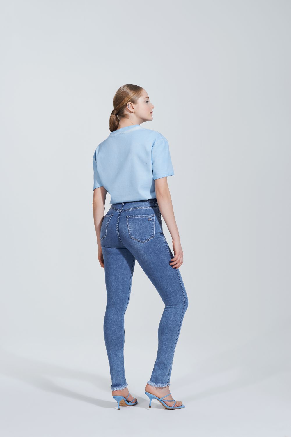 CALCA ANDREA SKINNY ACETINADA CLARA - Imagem 3