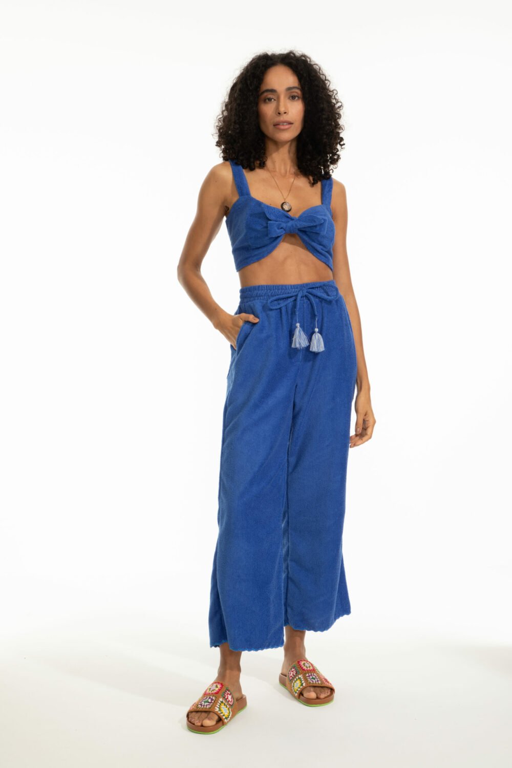 Calça Barra Bordada Ipe Azul Bic