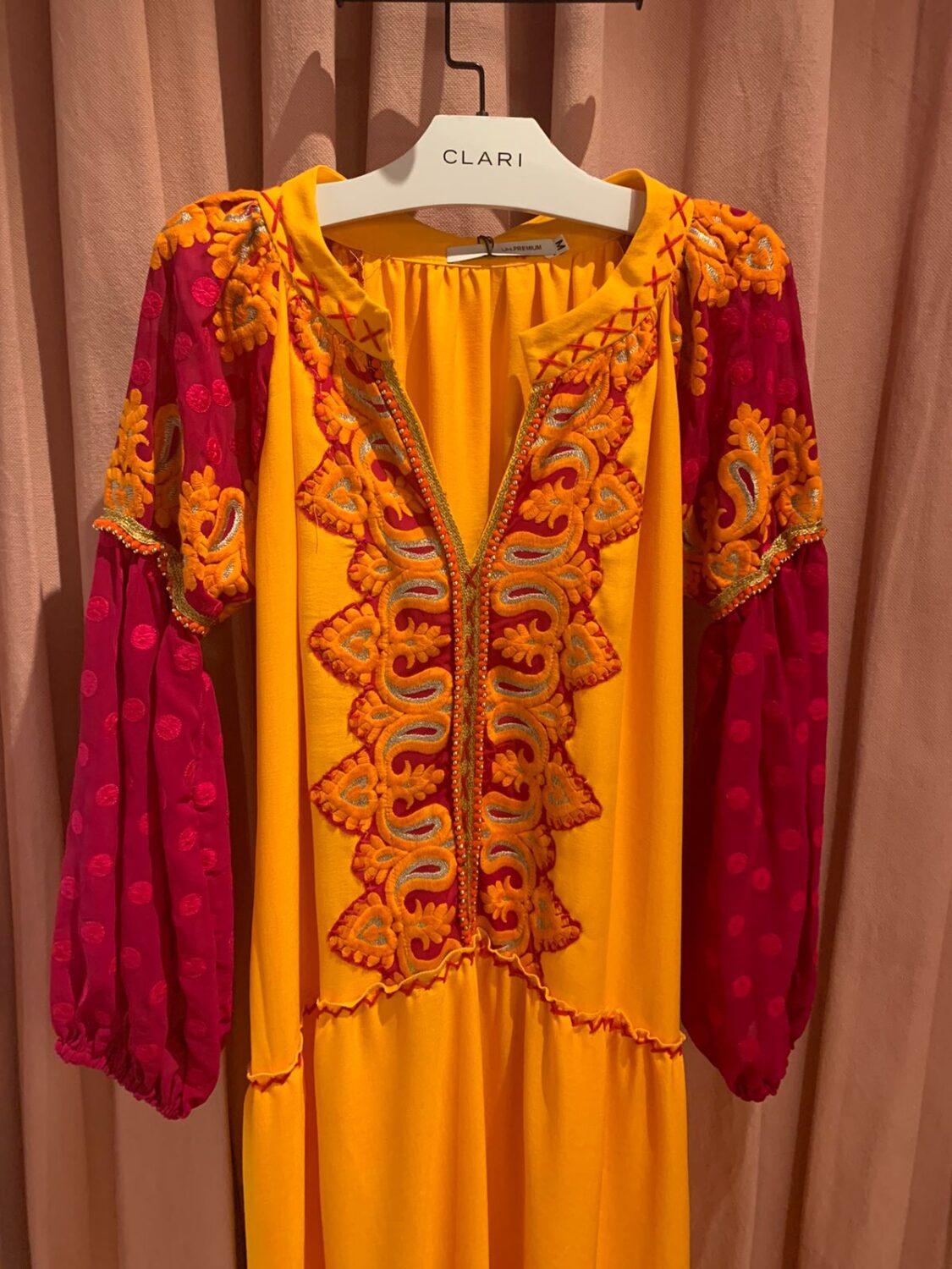 Vestido Manga Amarelo - Imagem 2