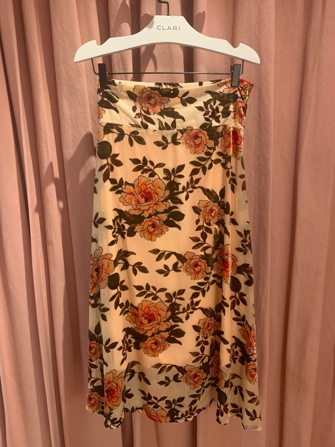 Saia Veludo Floral