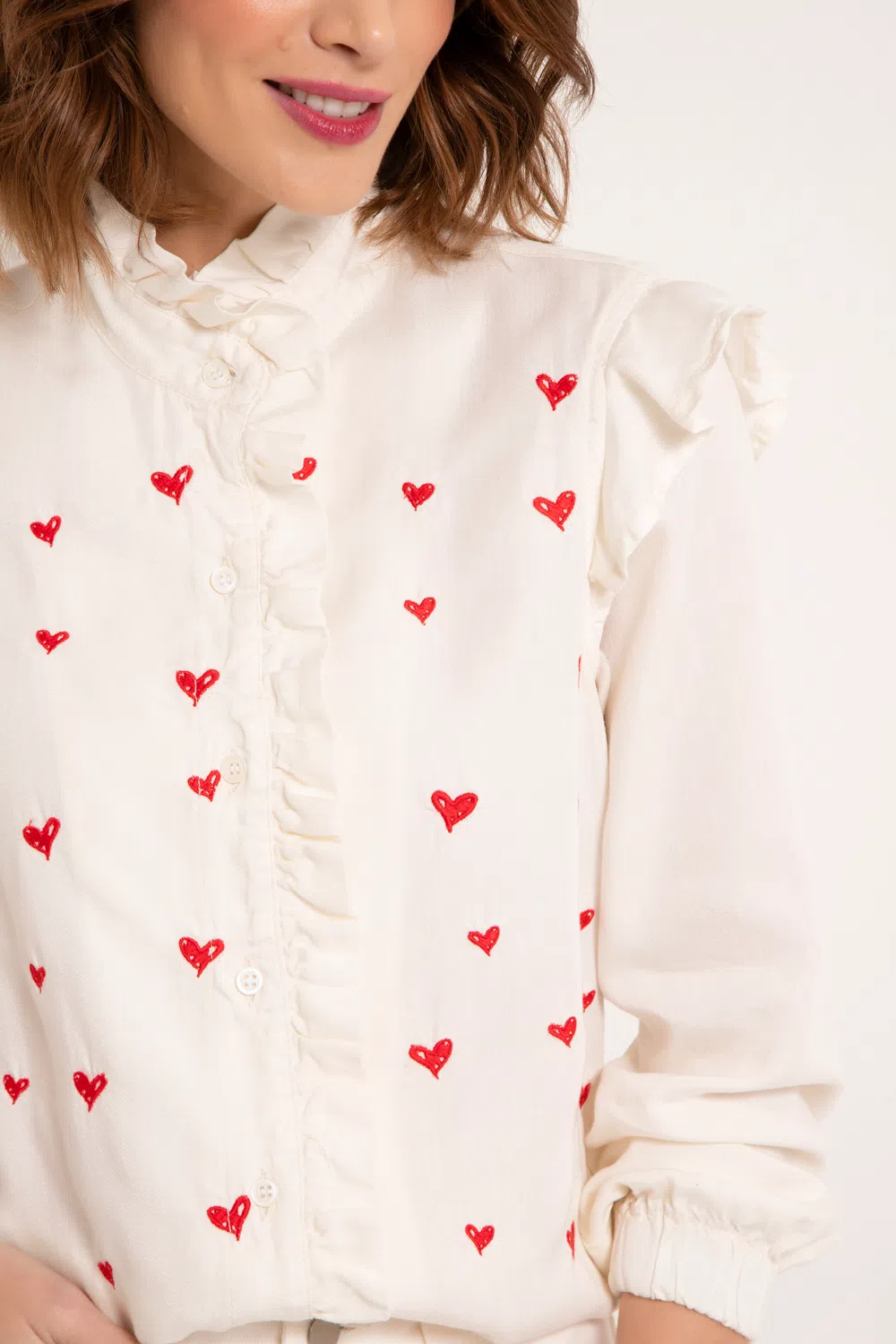 Camisa Coracoes Off White - Imagem 3