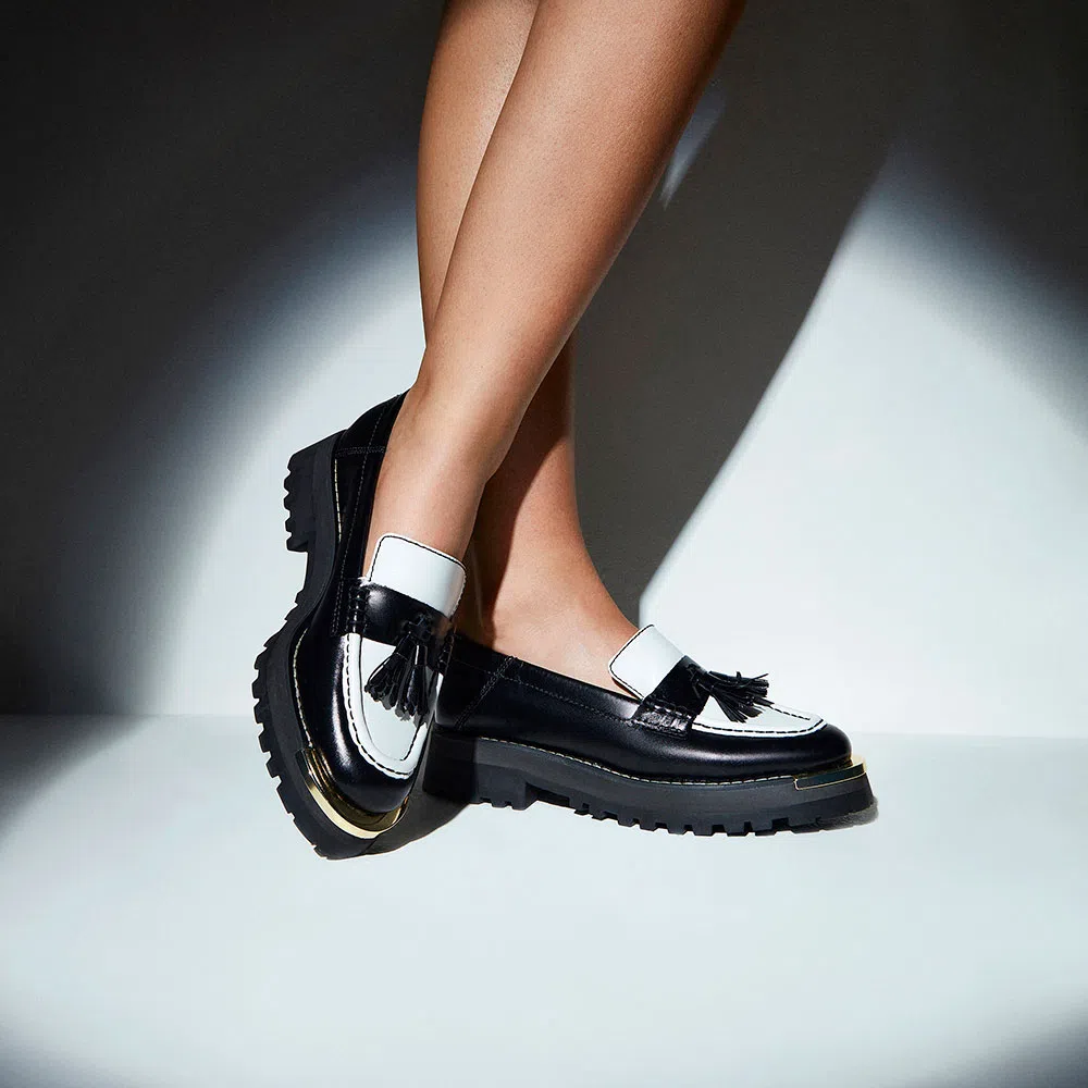 Mocassim Isla Preto/Branco
