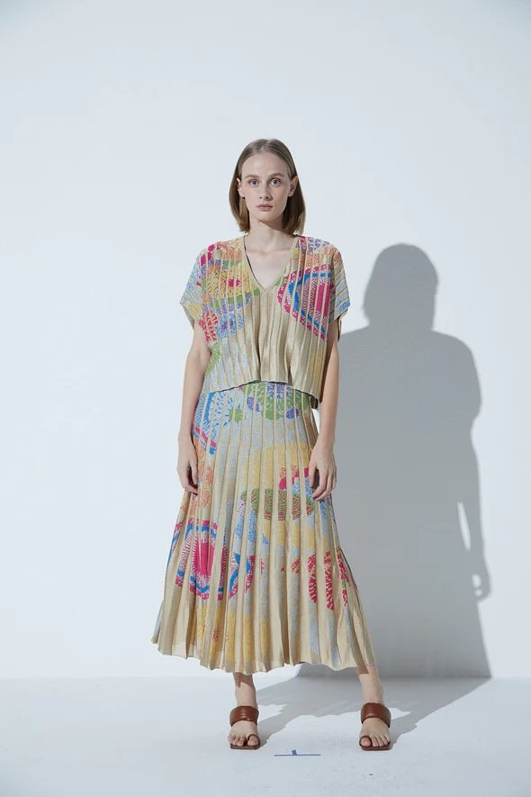 Saia Em Tricot Plissado Jacouard Tropicalia Bege - Imagem 2