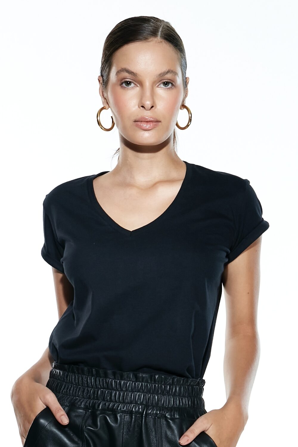 Camiseta Flavia Preto - Imagem 2
