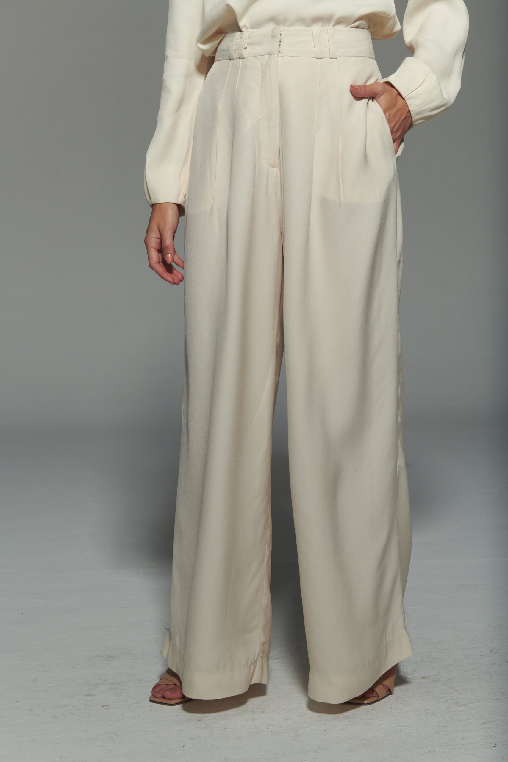Calça Monica Off White - Imagem 2