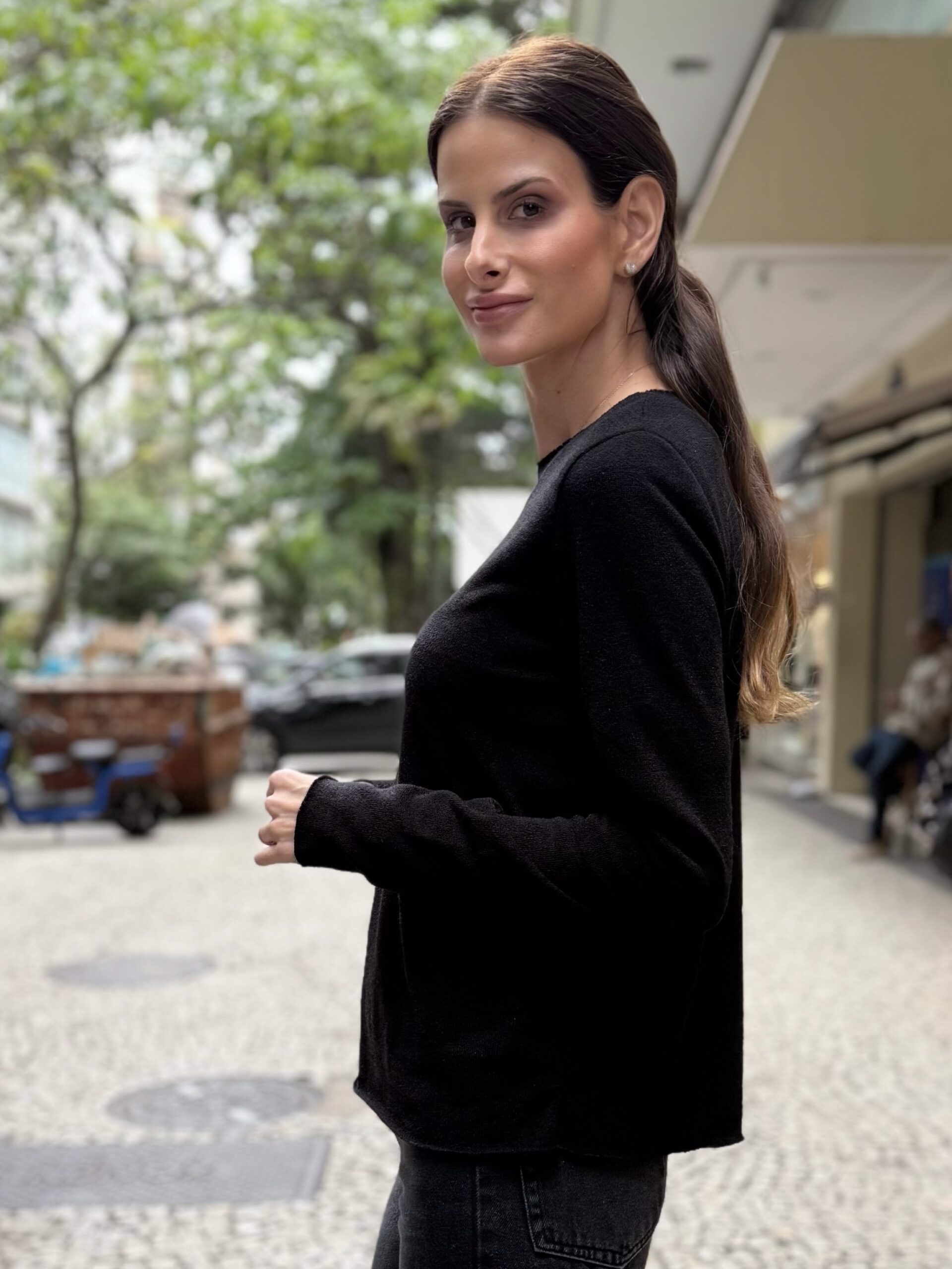 Casaco Yas Preto - Imagem 2