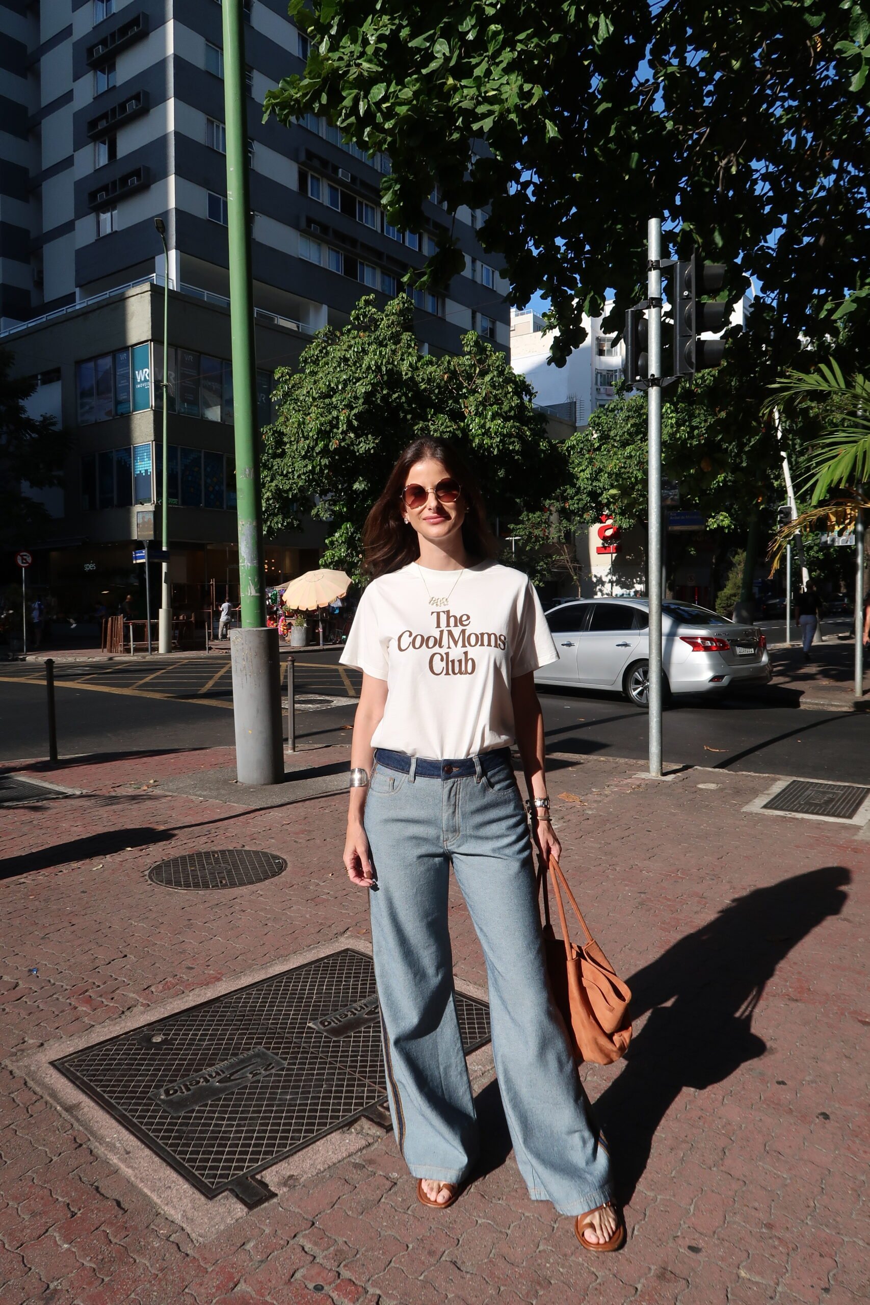 T-shirt Adriana Marrom - Imagem 4
