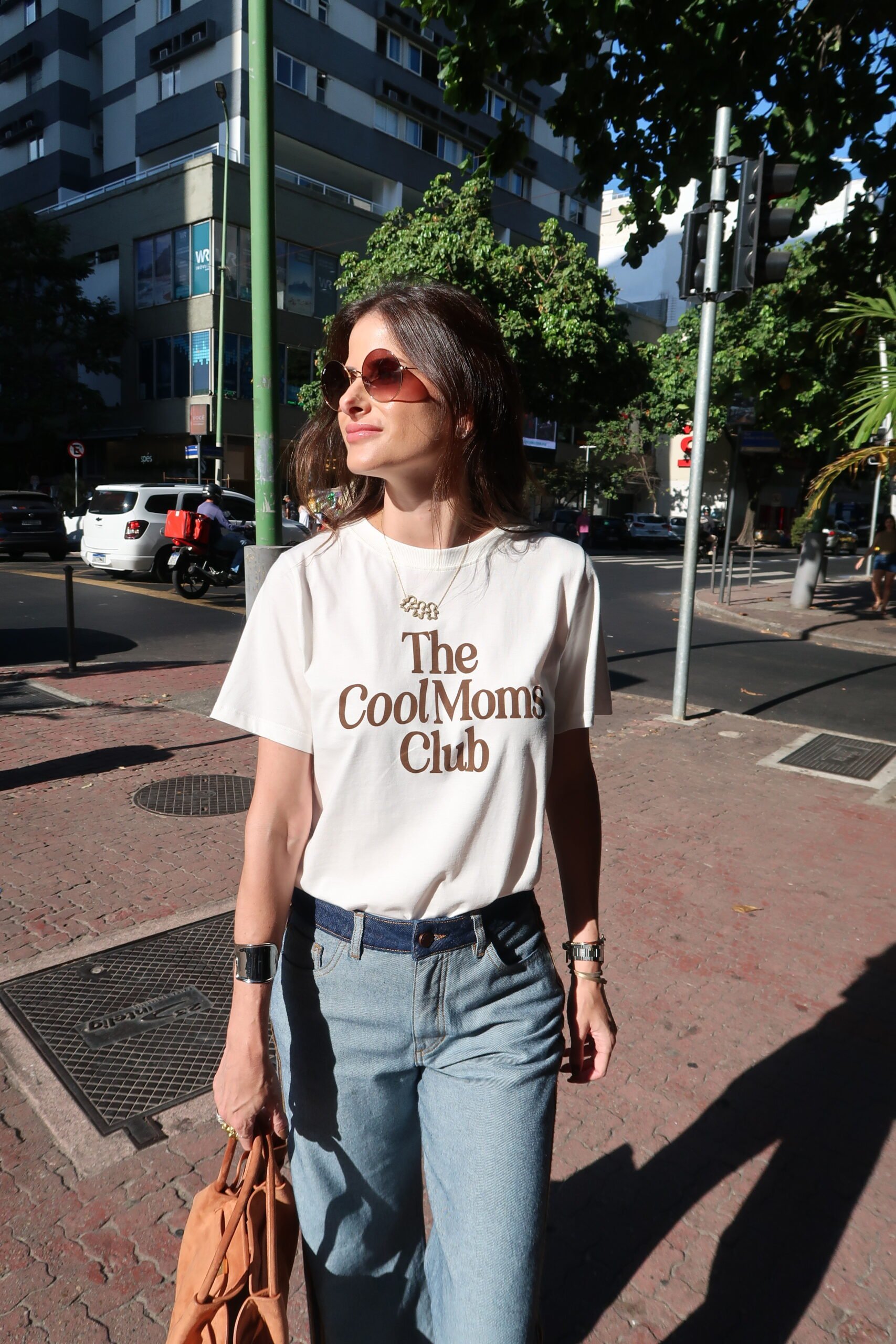 T-shirt Adriana Marrom