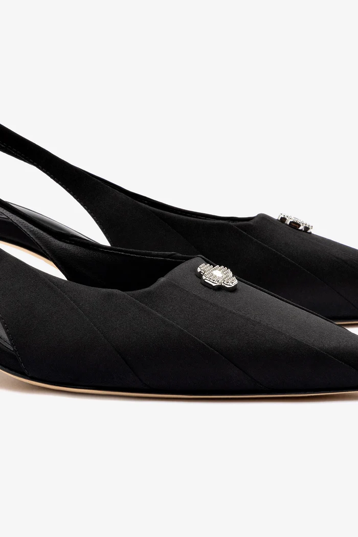 Maxine Pump In Black Fabric - Imagem 4