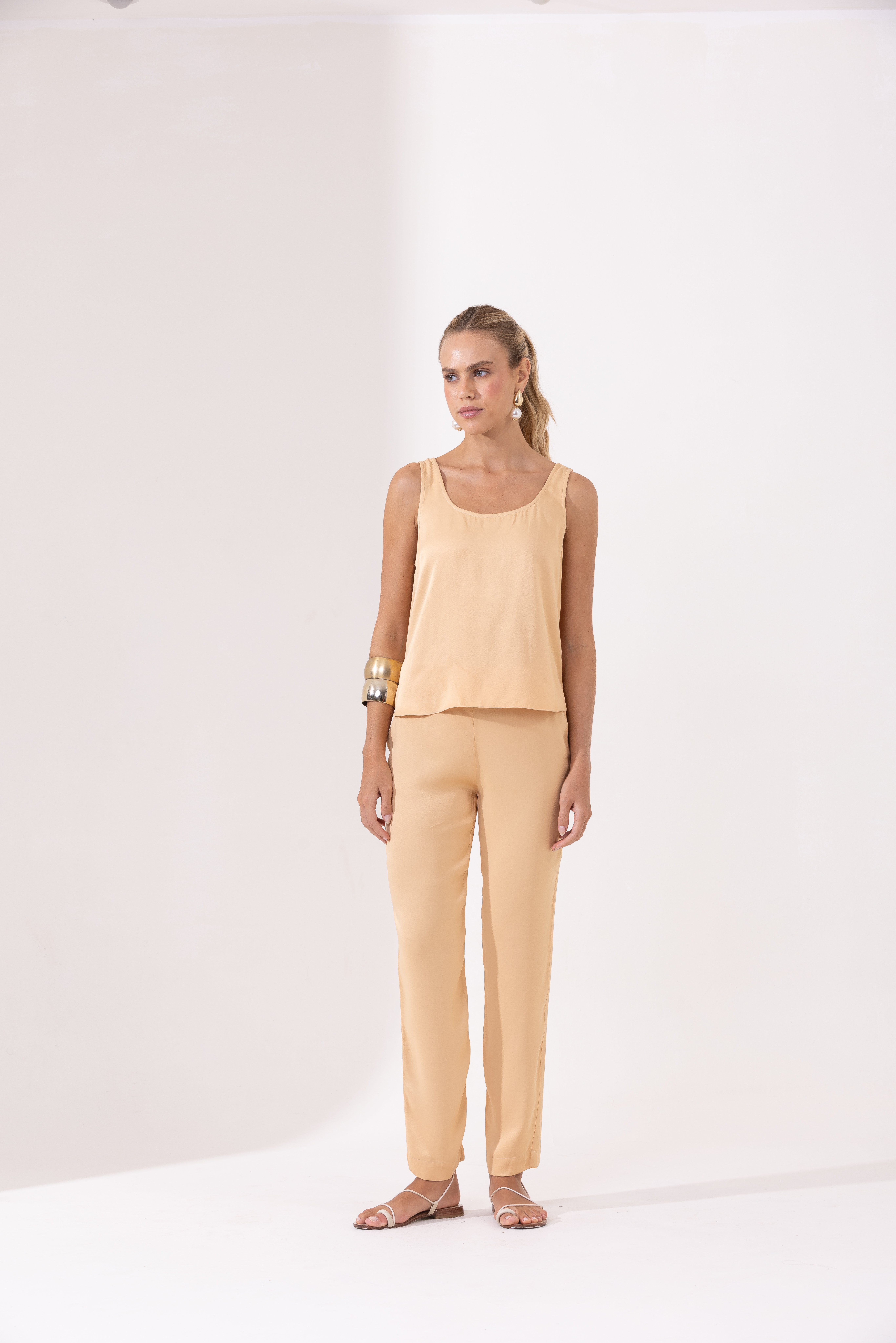 Blusa Evelin Nos Moscada