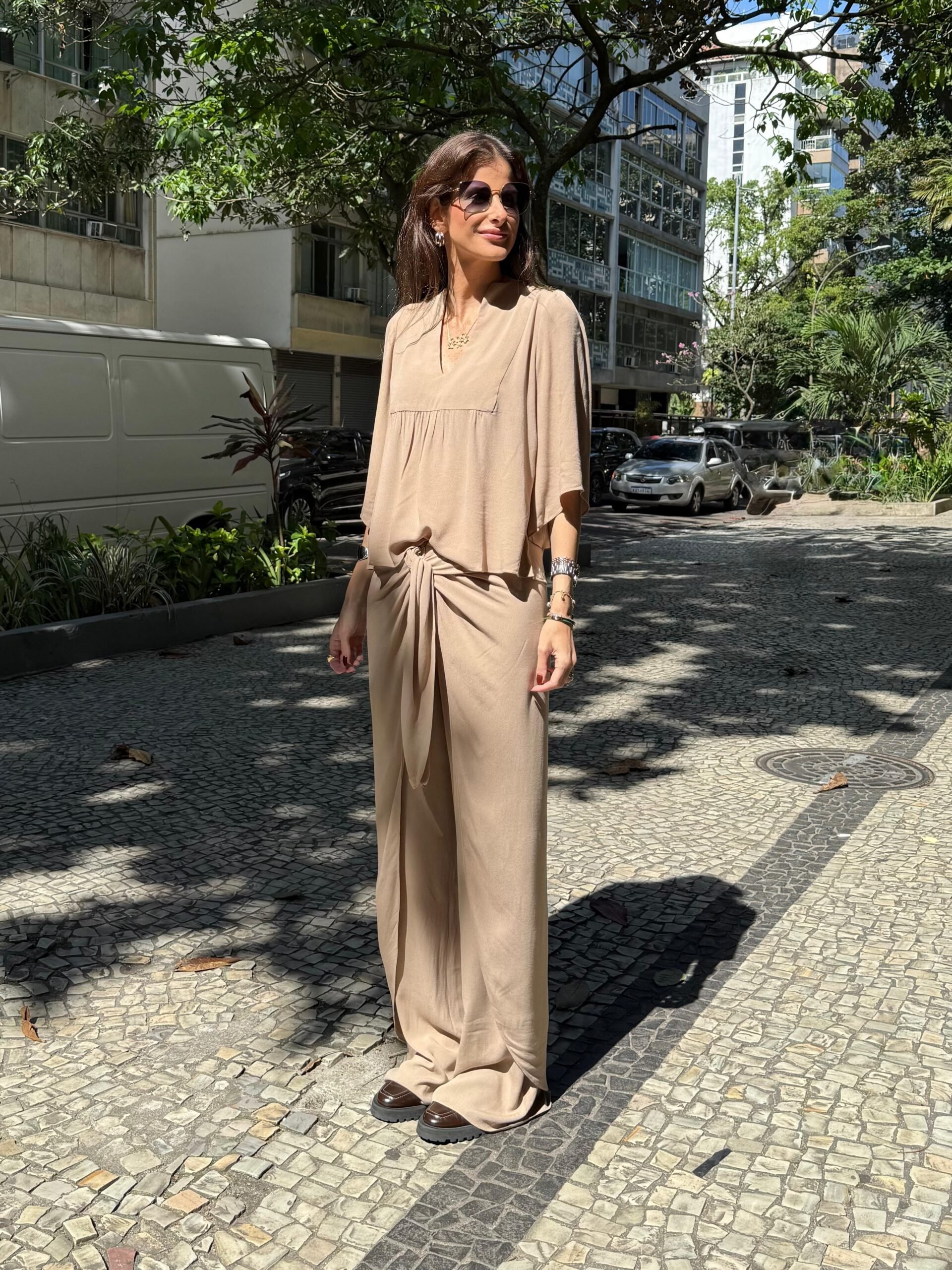 Blusa Sarita Bege - Imagem 2