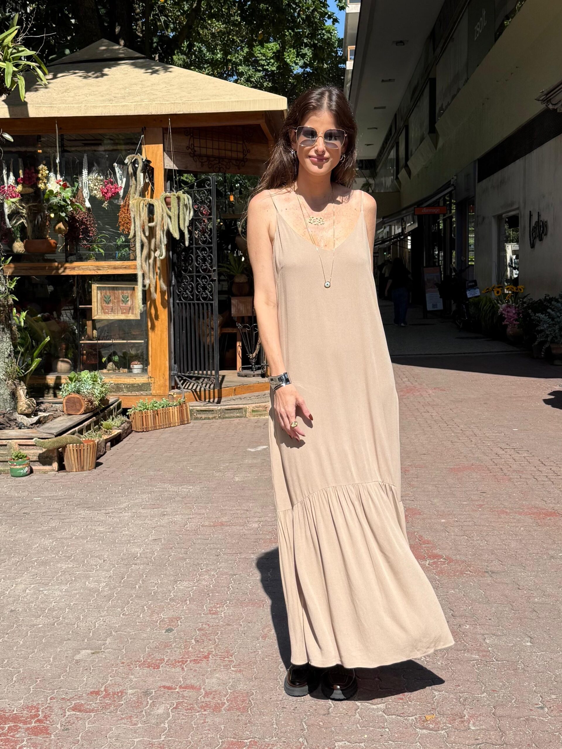 Vestido Lavinia Bege