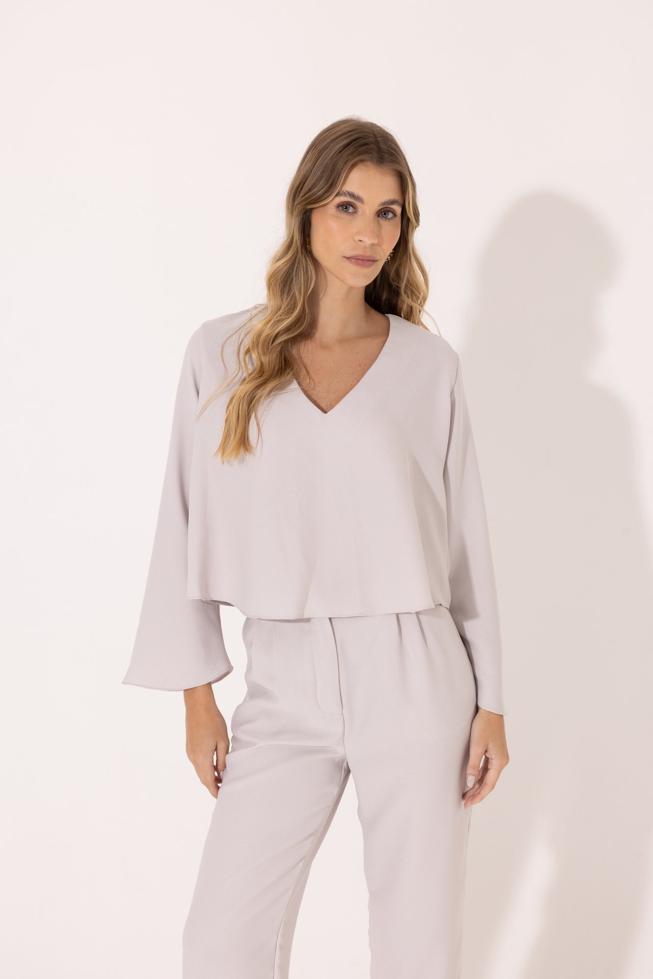 Blusa Naomi Cinza