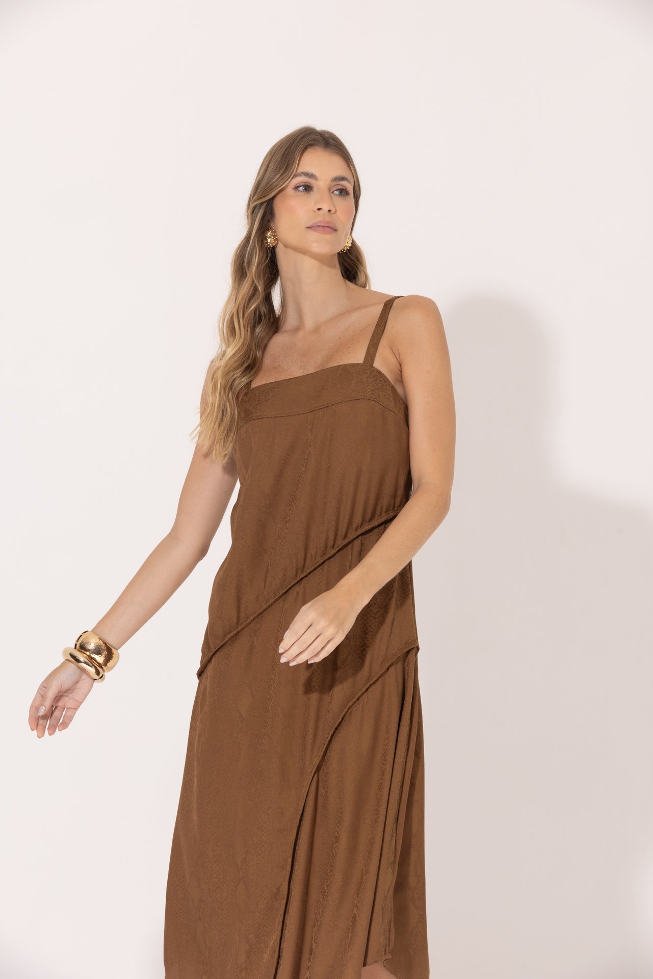 Vestido Jamile Caramelo - Imagem 3